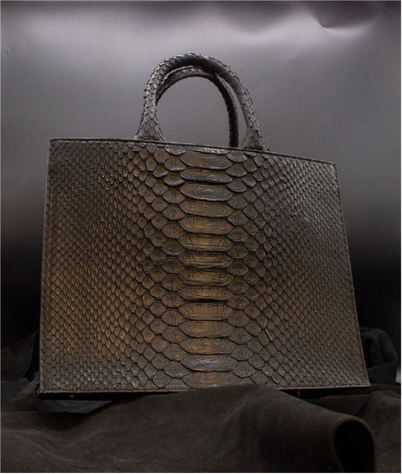 Snakeskin is Here to Stay and We're Sharing Our Favorite Snakeskin Bags  Available Right Now - PurseBlog