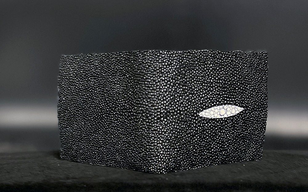 Black Stingray Classic Wallet
