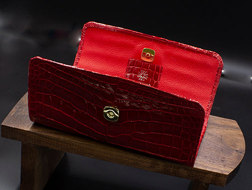 Red Alligator Women's Clutch Wallet with Alligator Inside